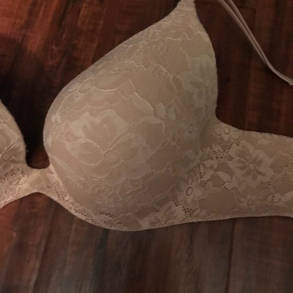 VS Tan Beige Lace Push Up Bra Secret Embrace 34DD - Picture 3 of 5